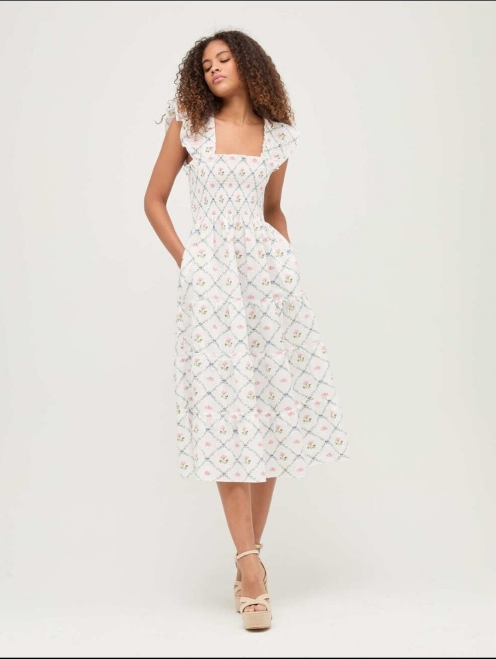 Hill House Home Ellie Nap Dress In Butterfly Trellis